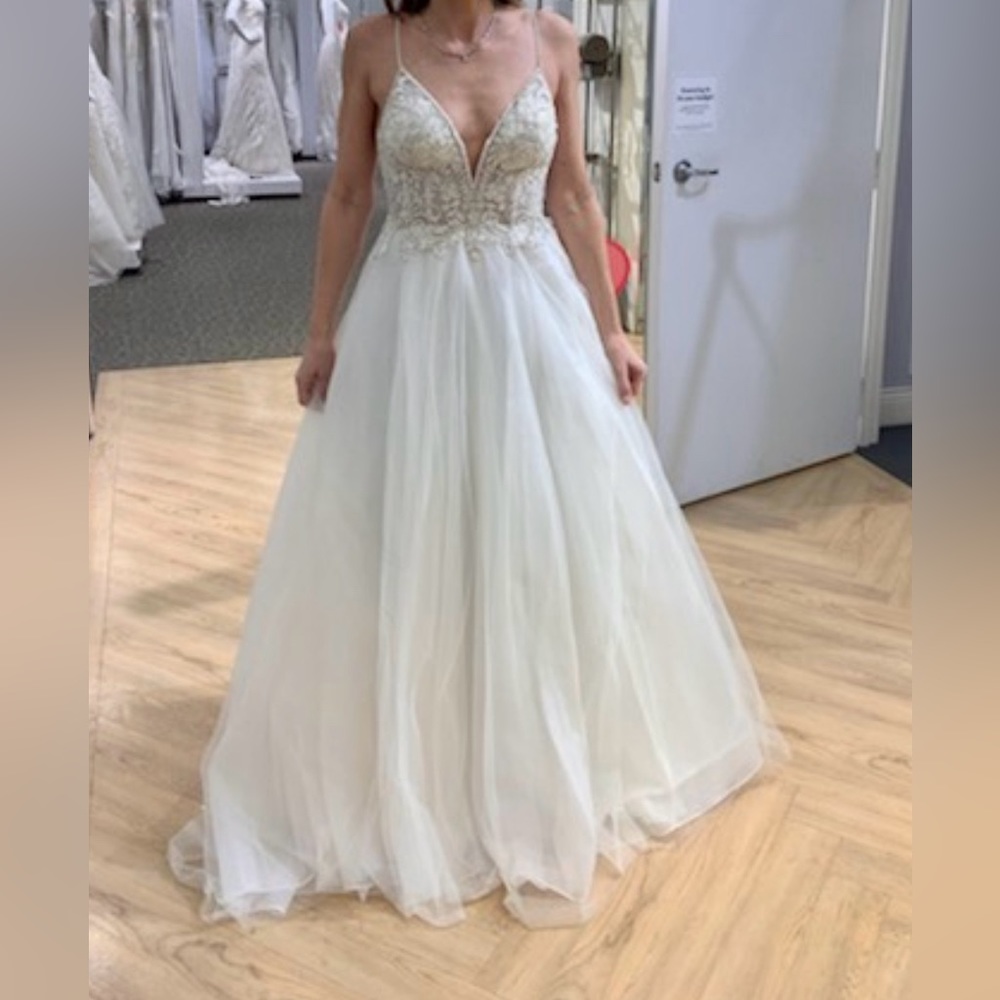NWT Wedding dress